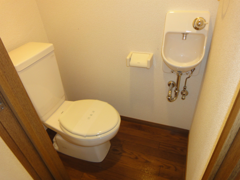 Toilet. Bus is a toilet.