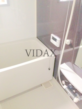 Bath. Spacious comfortable bus