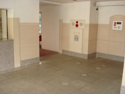 Entrance. Heavy entrance