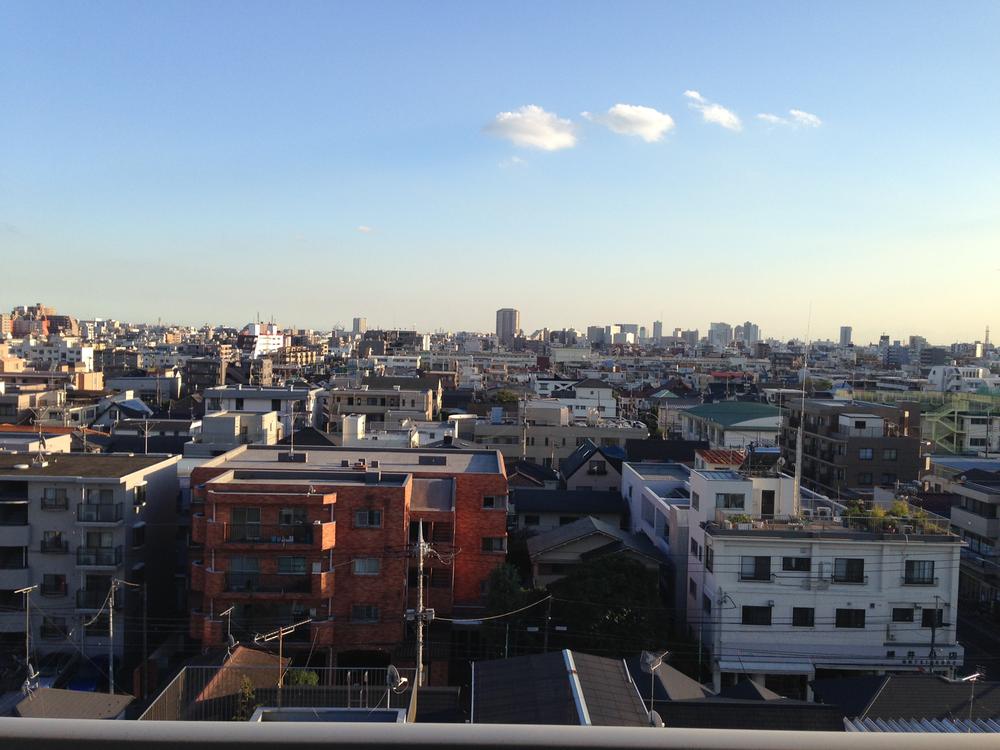 View photos from the dwelling unit. View from local (September 2013) Shooting