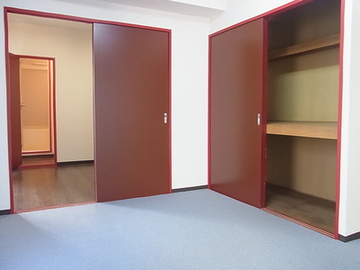 Receipt. With closet