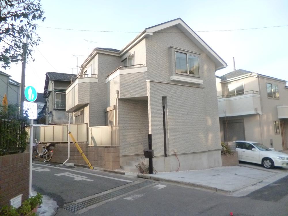 Same specifications photos (appearance). Example of construction