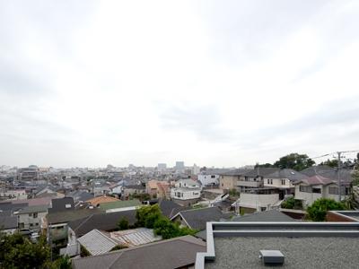 View photos from the dwelling unit. View from local (September 2013) Shooting