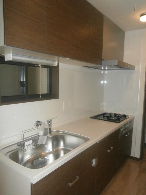 Kitchen. H25.07.05 local