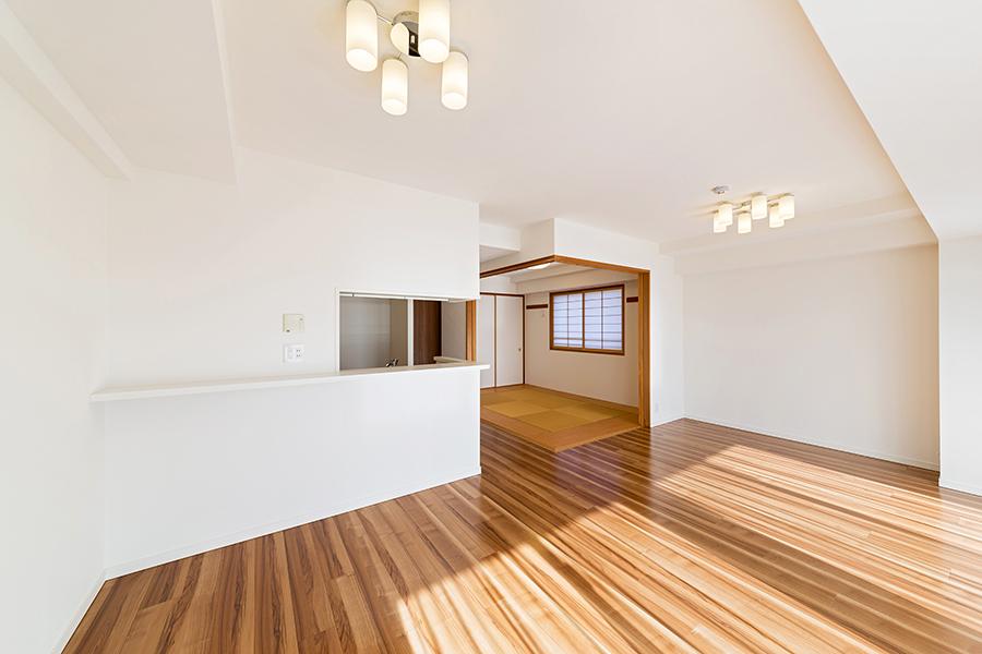 Living. About the 12.9 Pledge of living dining comes with floor heating.