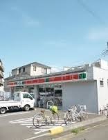 Convenience store. 164m until Thanksgiving (convenience store)