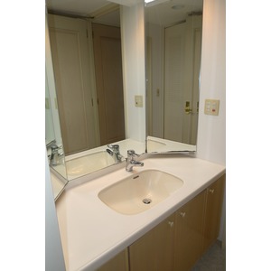 Ota-ku, Tokyo Shimomaruko 4