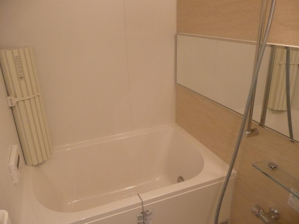 Bathroom. Room (May 2013) Shooting It is settled interior renovation.