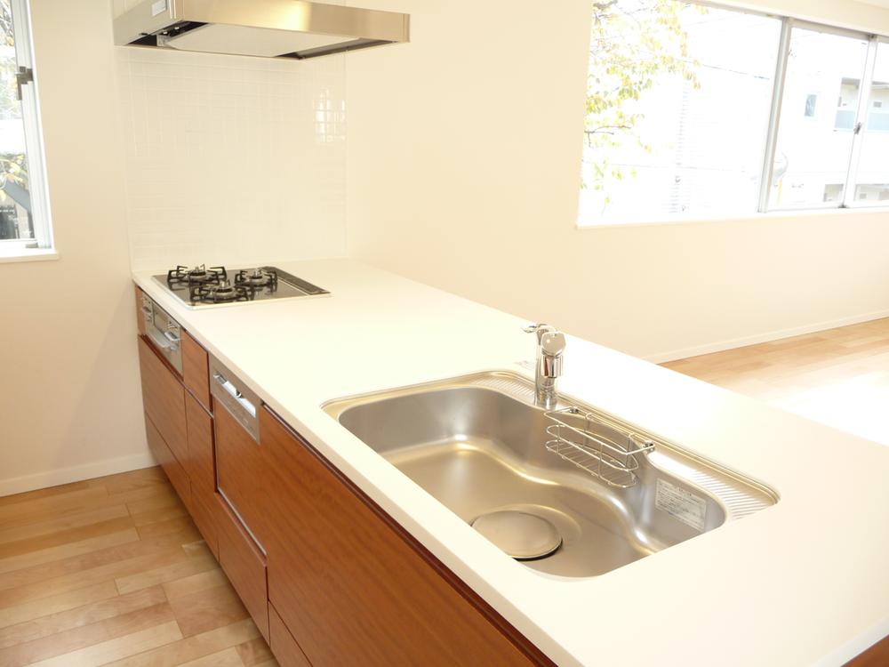 Same specifications photo (kitchen). Same specifications