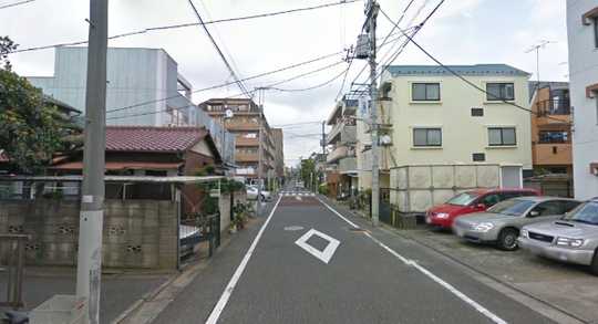 Local land photo. Frontal road