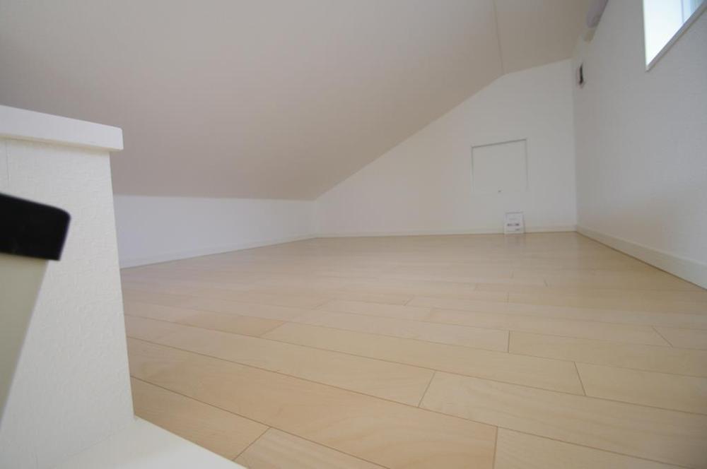 Other introspection. (A Building) same specification