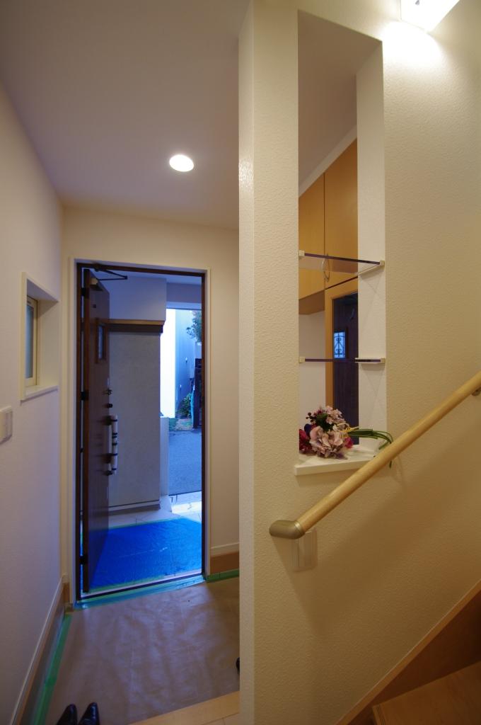 Entrance. (A Building) same specification