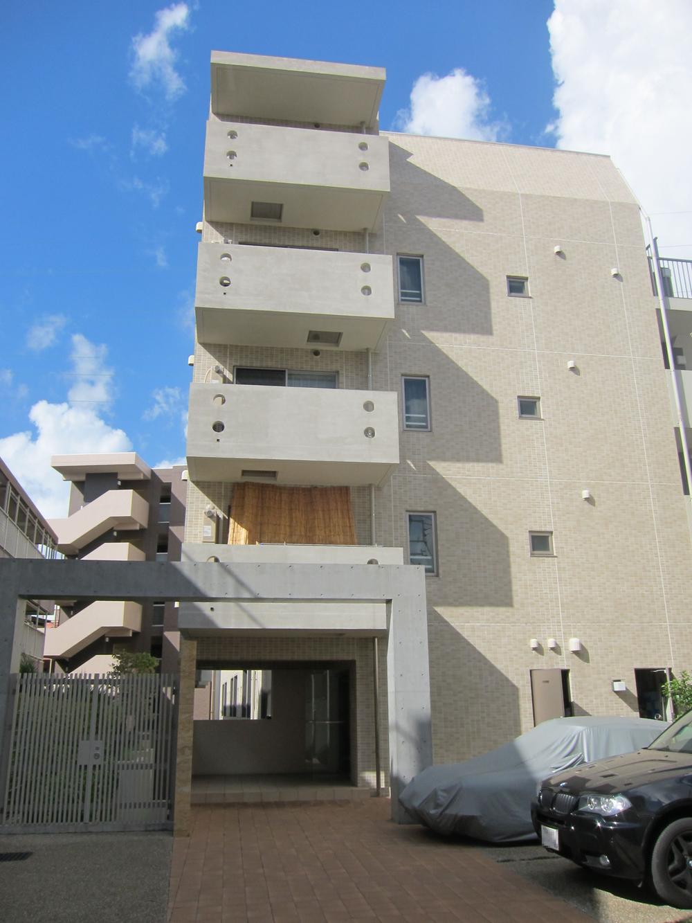 Local appearance photo. Local (April 2013) Shooting