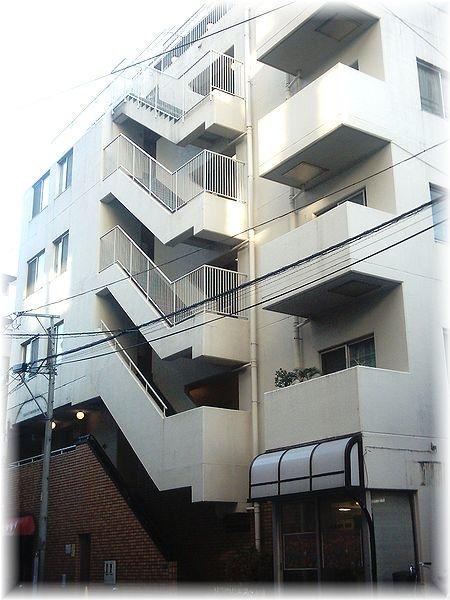 Local appearance photo