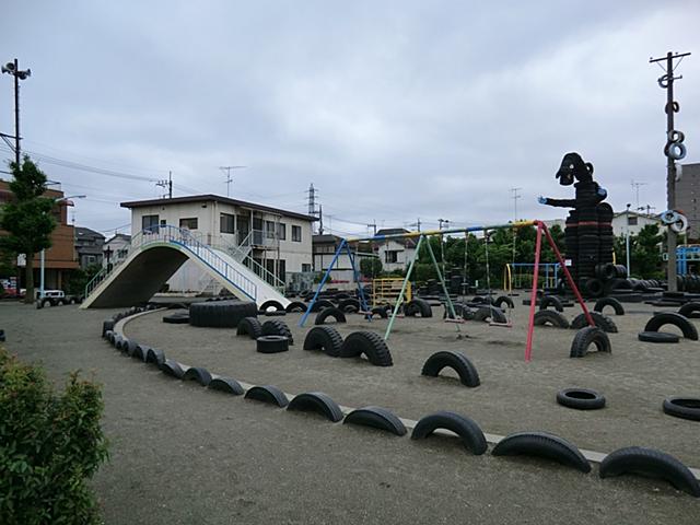 park. 500m to Nishirokugo park