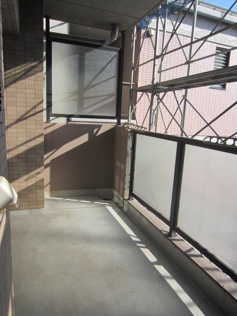 Balcony. Local (10 May 2013) Shooting