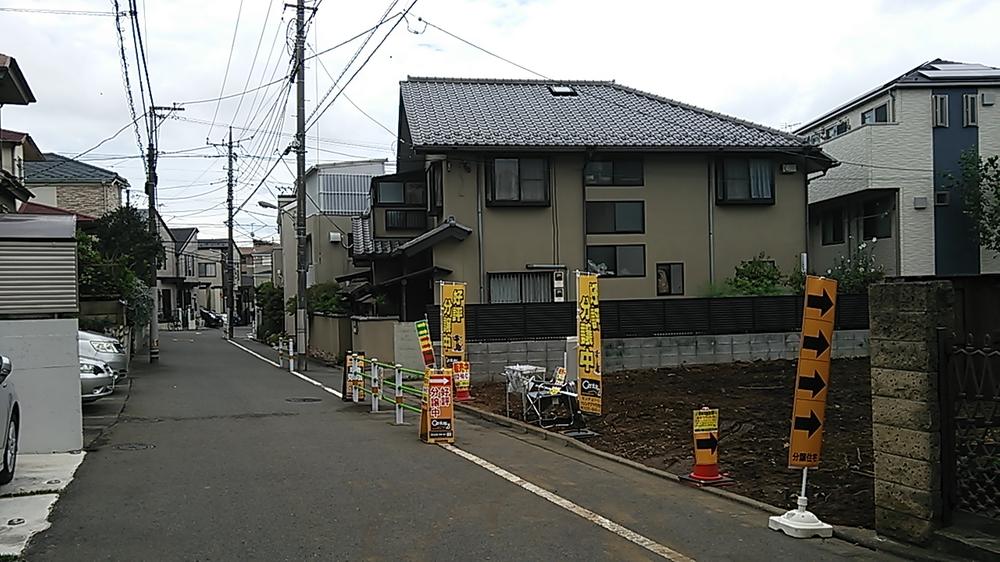 Local photos, including front road. Local (September 2013) Shooting