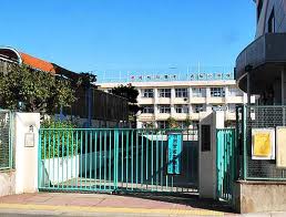 Primary school. Michitsuka up to elementary school (elementary school) 681m