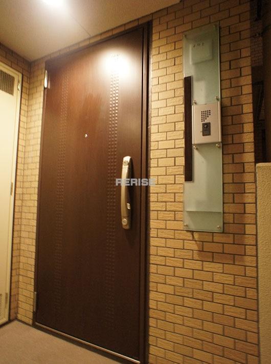 Entrance. Entrance door outside