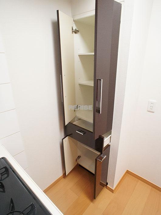 Receipt. Kitchen storage