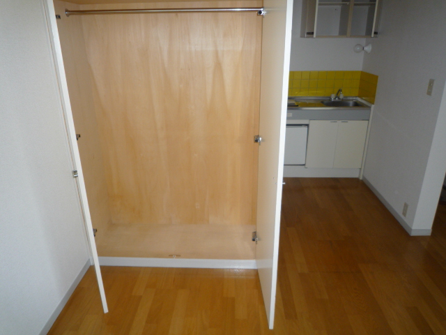 Receipt. Clothes input