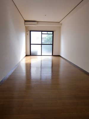 Living and room. The room with a sense of openness