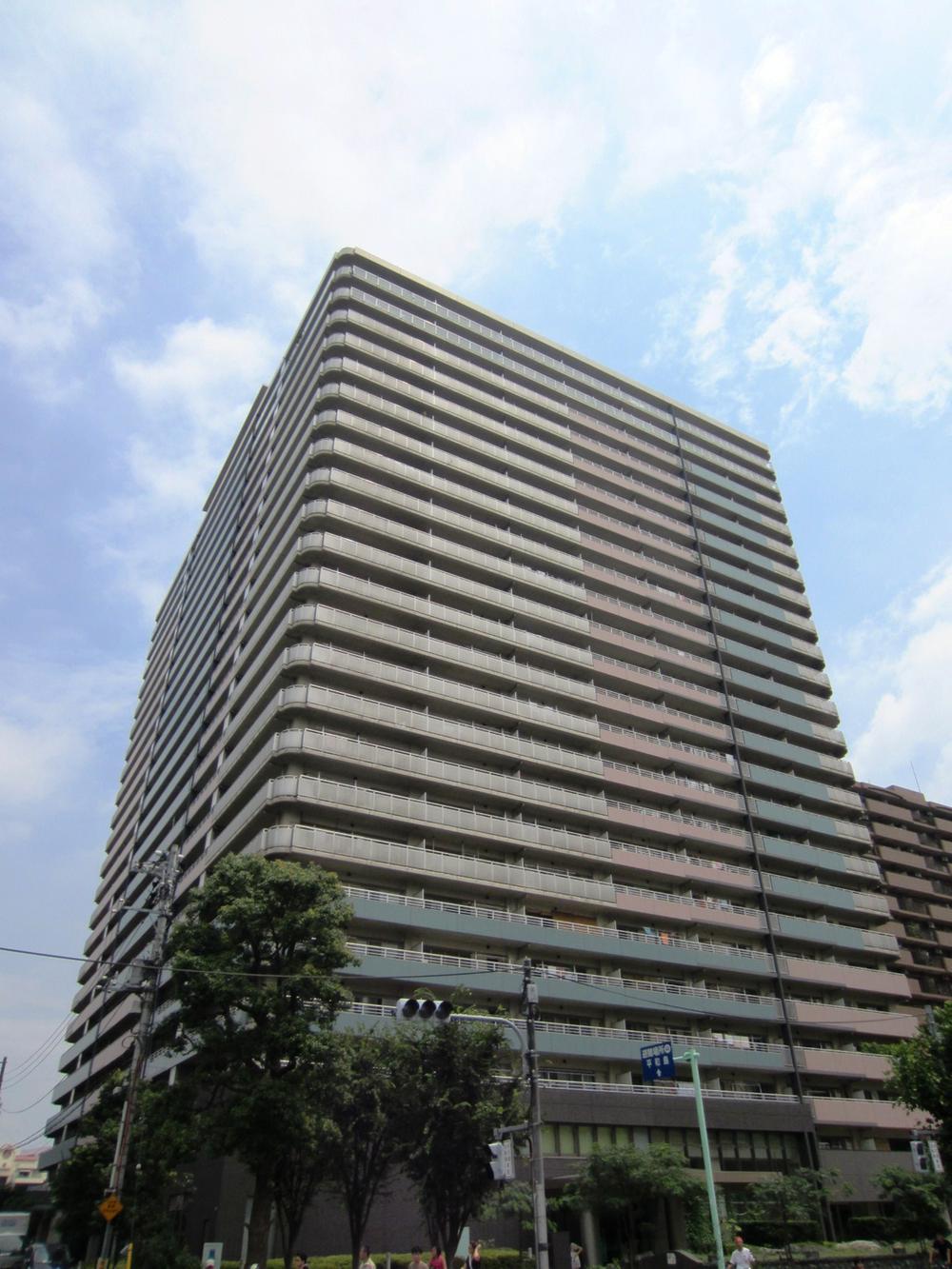 Local appearance photo. Local (12 May 2013) Shooting