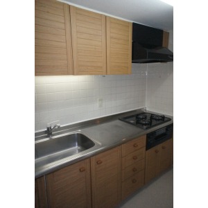 Kitchen. Kitchen (gas 3-burner stove ・ With grill Gas stove ・ Range food