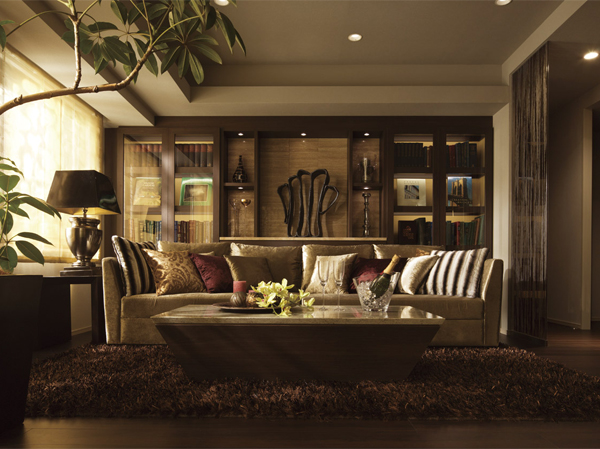 Living.  [living ・ dining] Like walk along with the live person of life, Universal comfort the. (Model Room C1 type ・ Paid menu plan ・ Application deadline Yes)