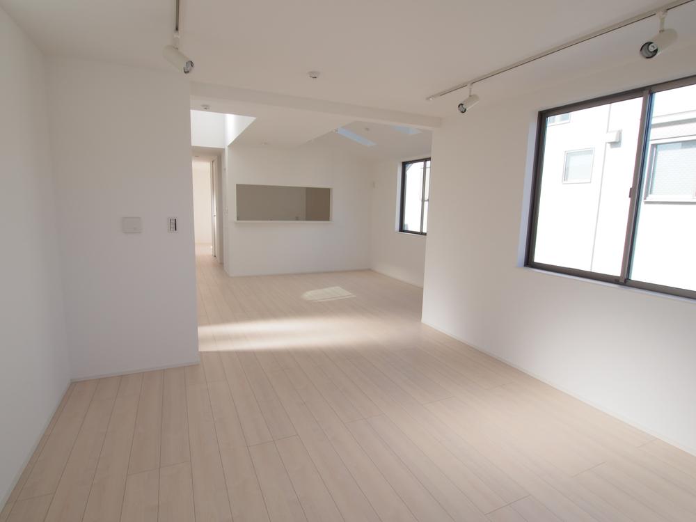 Living. Indoor (September 2013) Shooting