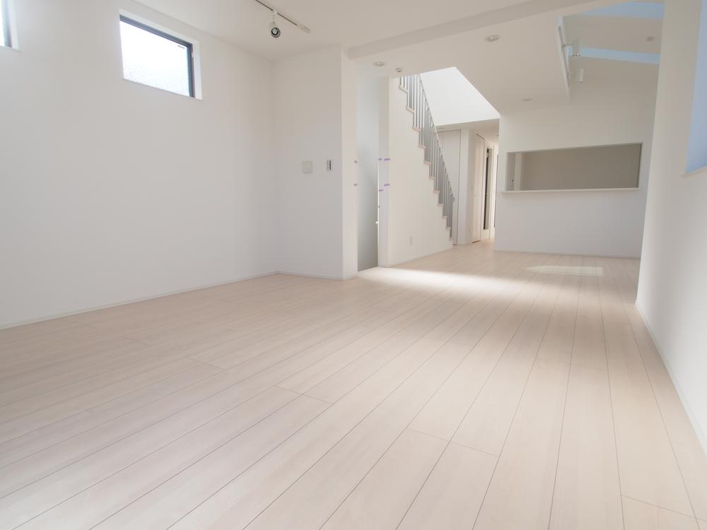 Living. Indoor (September 2013) Shooting