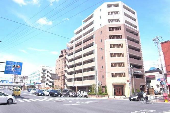 Local appearance photo. Facility ・ Of fully functional 3LDK + WIC + parking free use rights. Piano is possible installation