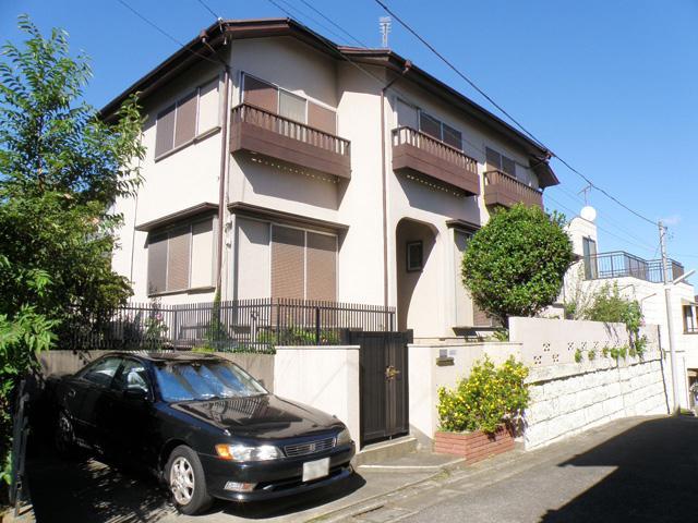 Local photos, including front road. Local (11 May 2013) Shooting