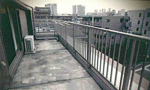 View photos from the dwelling unit