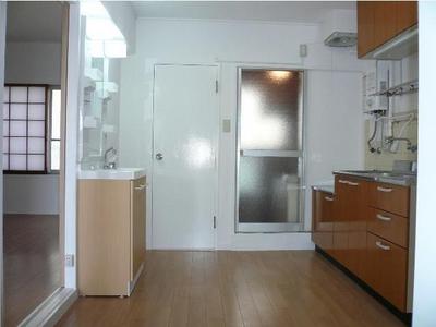 Washroom. Wash basin