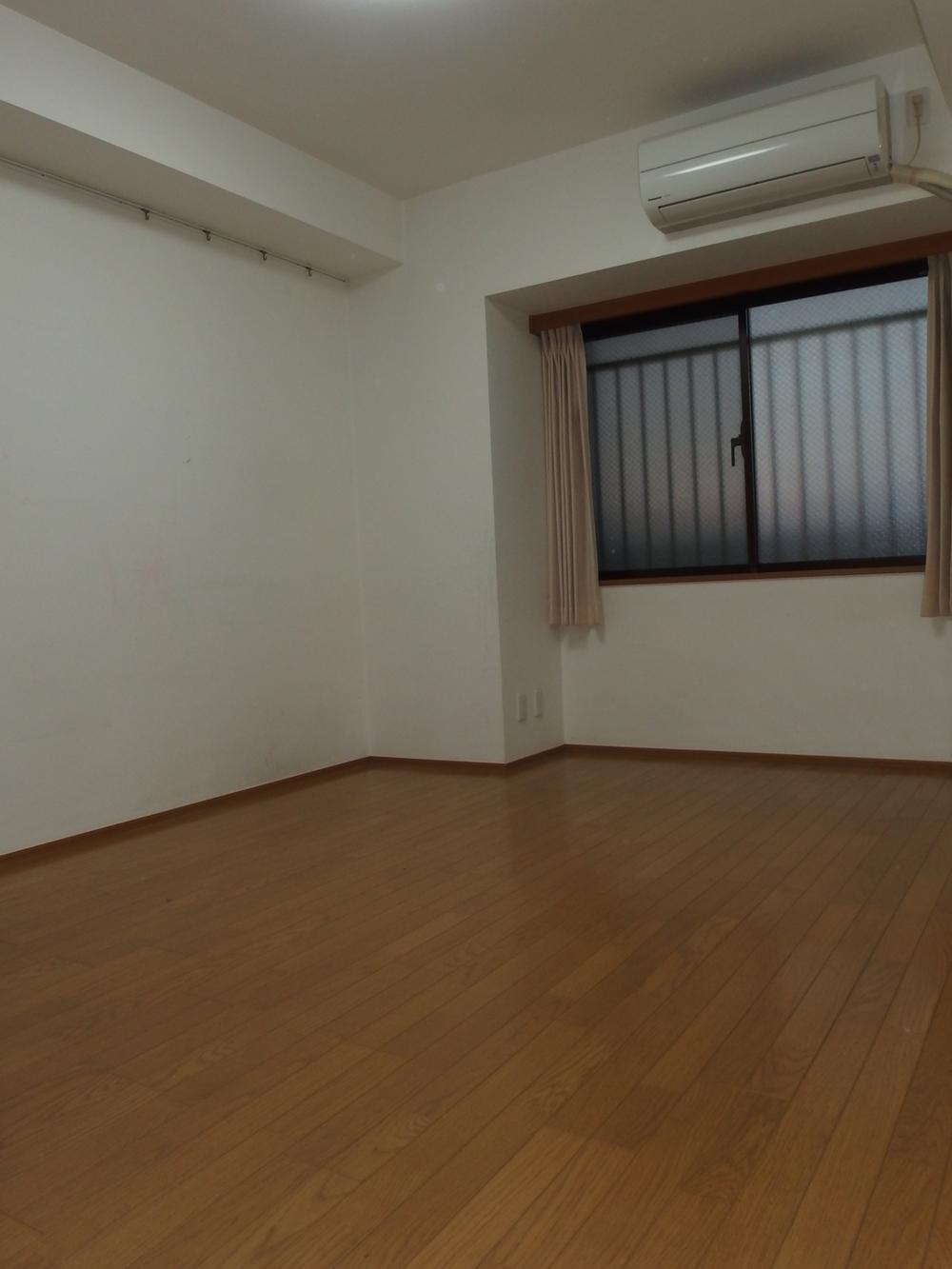 Non-living room. Western style room