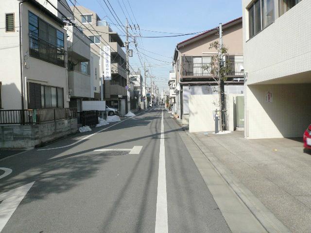 Other local. Frontal road