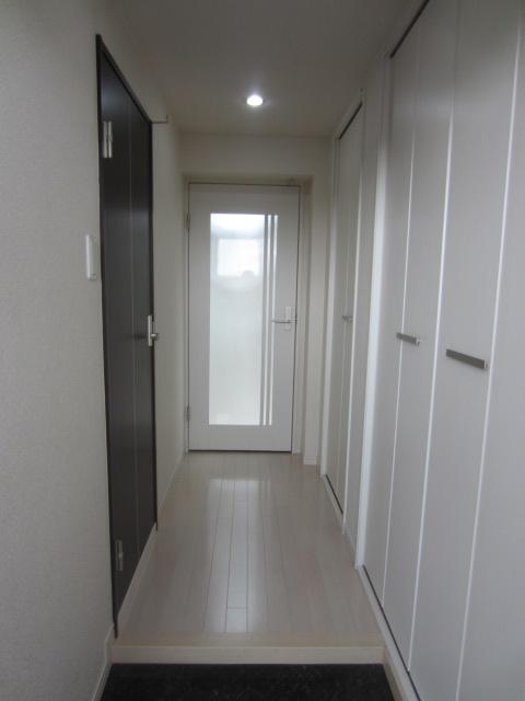 Entrance. Bright entrance