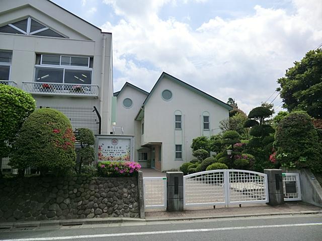 kindergarten ・ Nursery. Little until the flower of kindergarten 550m