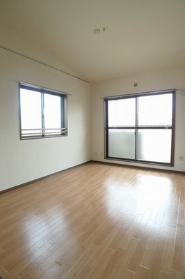 Living and room.  ☆ Two-sided lighting ☆