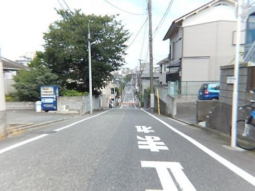 Local photos, including front road. Local (July 2013) Shooting