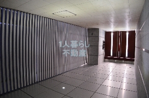 Convenience store. (Convenience store) to 103m