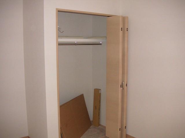 Receipt. Local (11 May 2013) Shooting