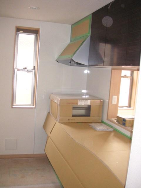 Kitchen. Local (11 May 2013) Shooting