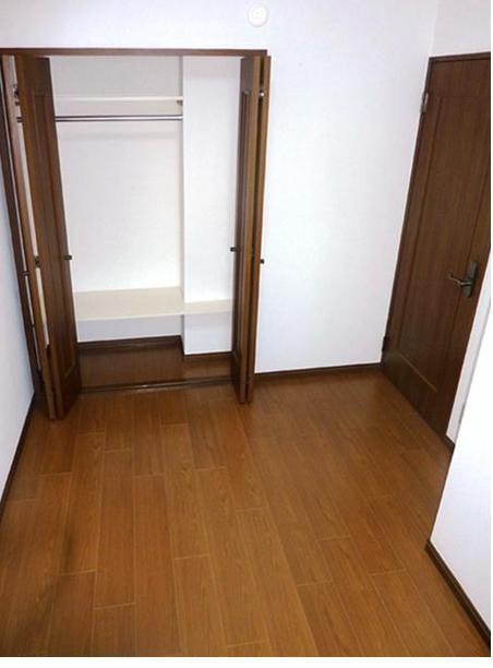 Receipt. There housed in each room!