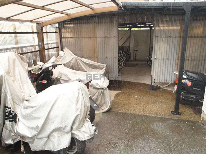 Other. Bicycle-parking space