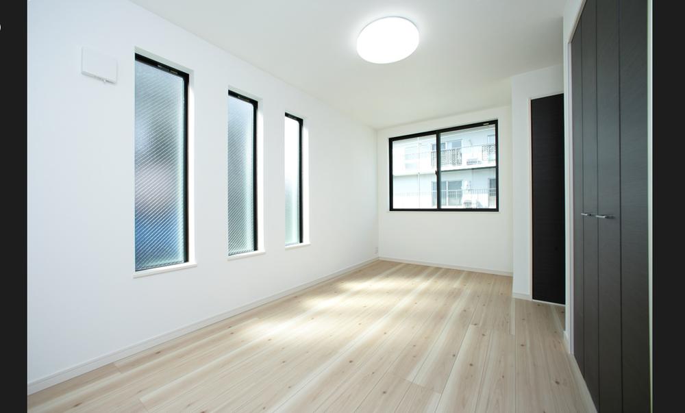 Same specifications photos (Other introspection)