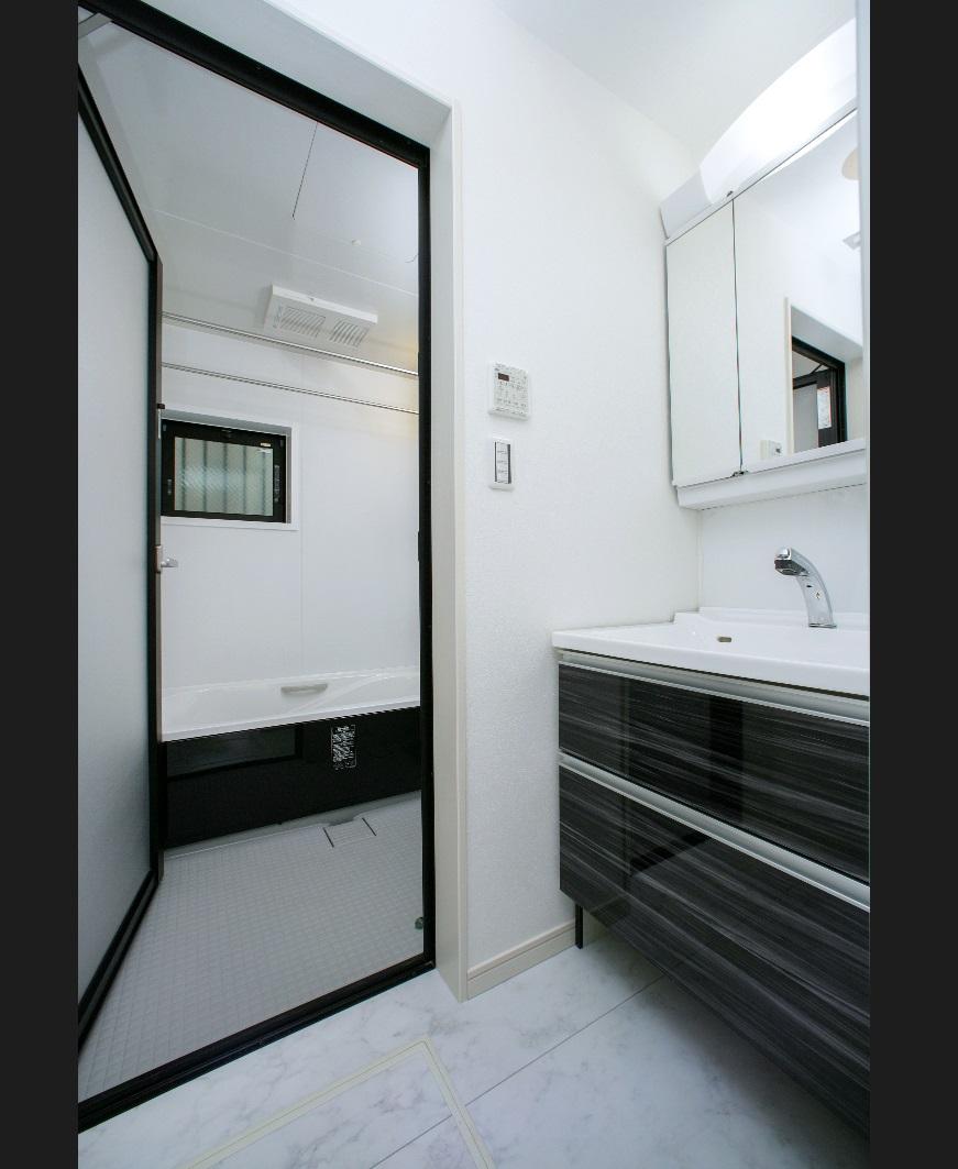 Same specifications photos (Other introspection)