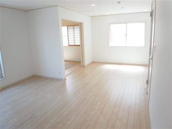 Living. Living 2013 / 04 shooting