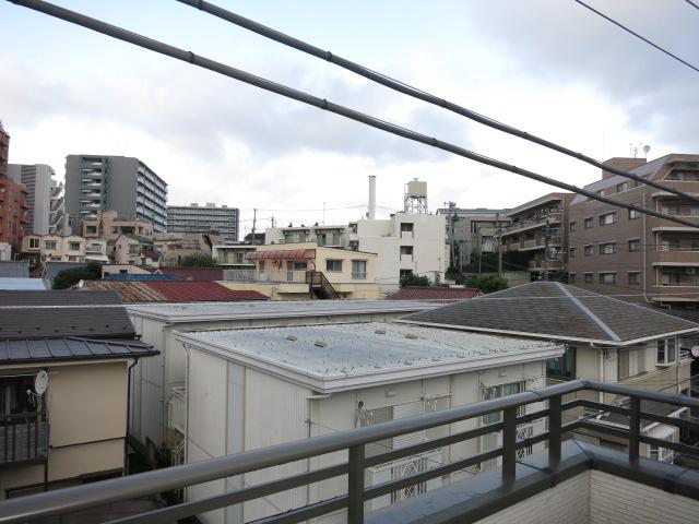 View photos from the dwelling unit. 1 Building